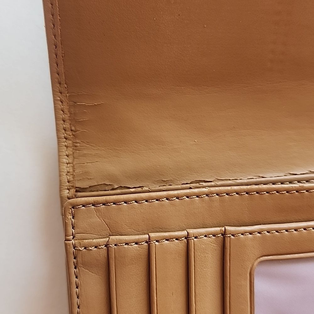 Coach Trifold Wallet - Picture 4 of 6